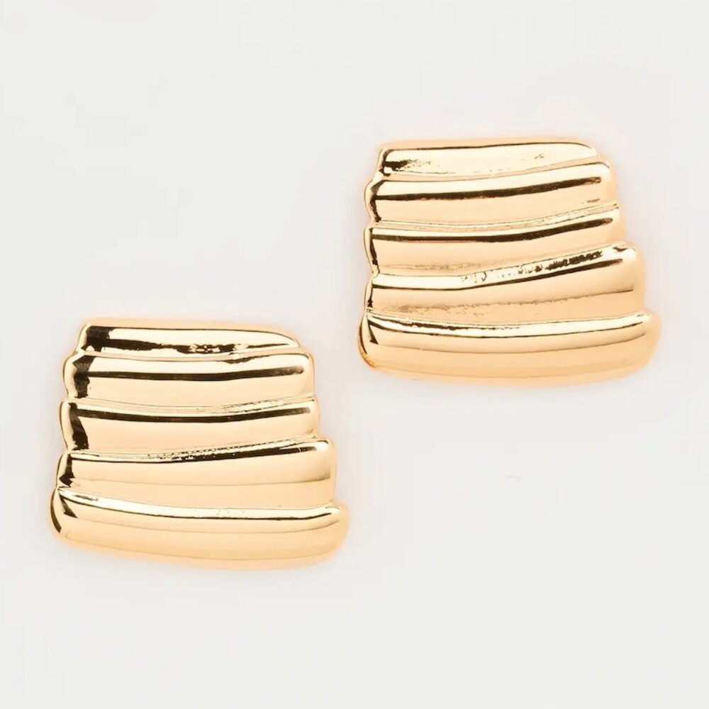 Heaven Mayhem Vase Gold Earrings